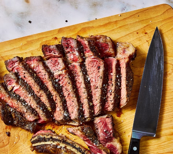 The Perfect Oven-Cooked Steak: A Guide for UK Food Enthusiasts